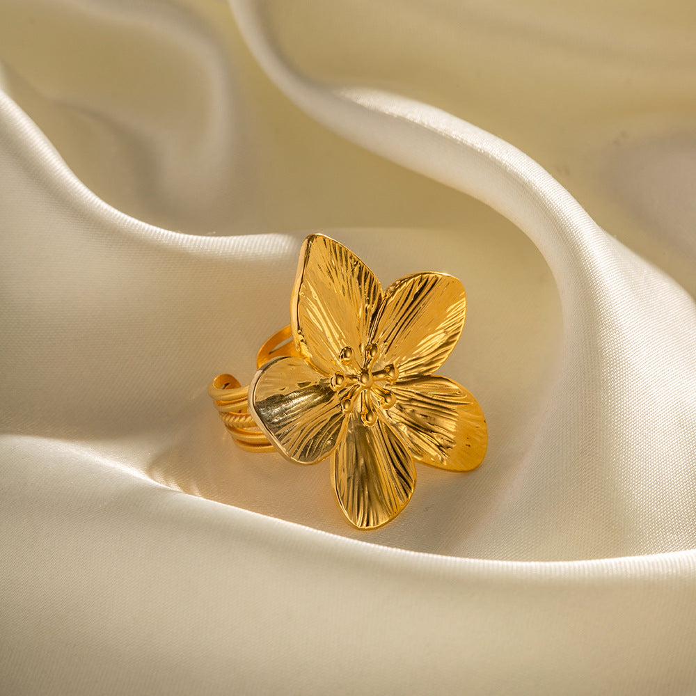 Golden Blossom Vintage Style Ring